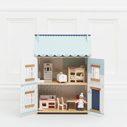 Bluebelle Wooden Dolls House